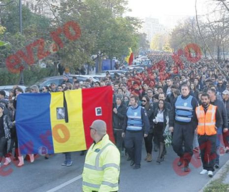 Presa străină: Românii au plâns, au înjurat, s-au certat şi s-au rugat pentru victime