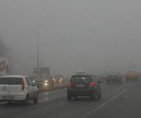 ATENȚIE, ȘOFERI! Ceață DENSĂ pe autostrăzile A2 și A3. Trei ATENȚIONĂRI de COD GALBEN. Vezi JUDEȚELE AFECTATE!