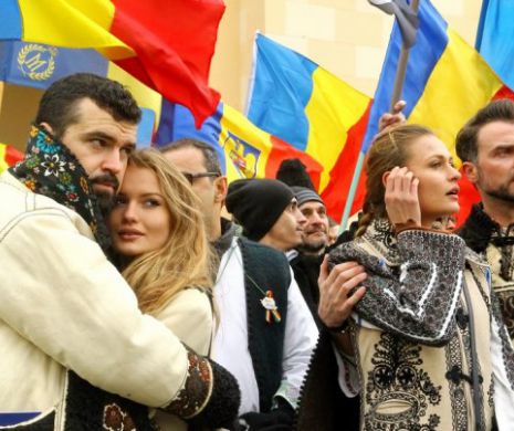 Bilanţ MAI: Peste 310.000 de oameni au participat la Ziua Naţională a României