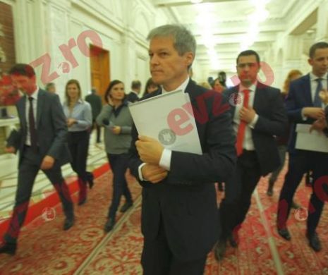 Dacian Cioloș: "O susțin pe Corina Crețu. Nu cred că imaginea României este afectată"