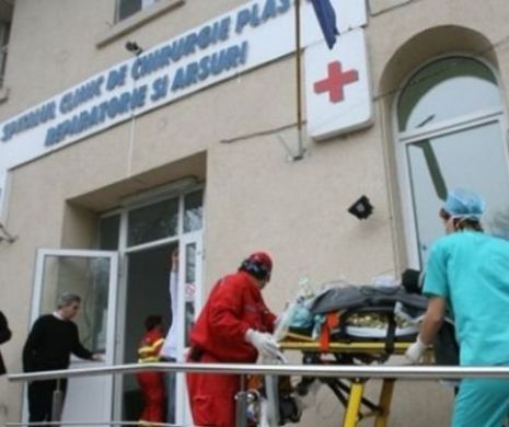 Dezvăluiri INCENDIARE despre cum au murit CU ZILE victimele de la COLECTIV: Medic de la Spitalul de Arși: „I-am salvat dintr-o bombă de foc și au murit într-o bombă cu microbi". Conducerea unităţii a confirmat informaţiile