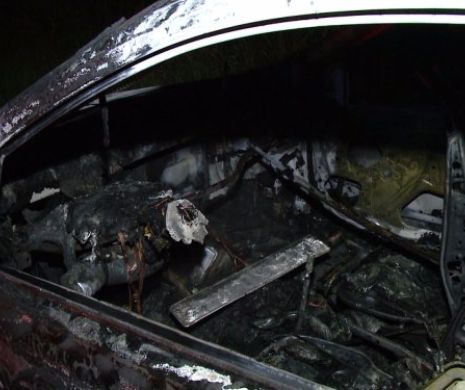 Piroman prins în Craiova. A incendiat trei autoturisme
