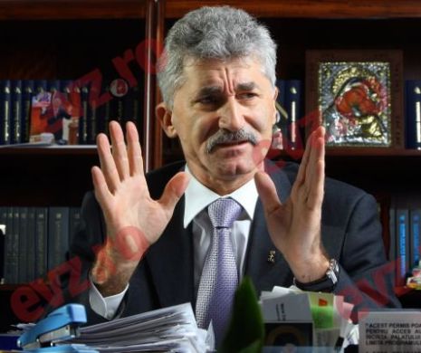 Radu Cristescu: ”Oltean este un proxenet al politicii românești. Președintele Curții Constituționale e fratele de fapte al lui Ioan Oltean”