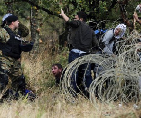 Un IMIGRANT marocan a MURIT electrocutat, la gardul de la granița greco-macedoneană