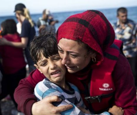 Ameninţată cu excluderea din spaţiul Schengen, GRECIA rispostează dur: “nu putem SCUFUNDA bărcile şi îneca femei şi copii”
