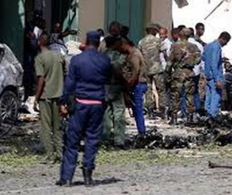 Cel puţin 19 persoane au fost UCISE într-un atentat din Somalia. Rebelii au DESCHIS FOCUL într-un restaurant
