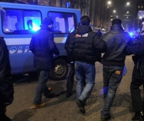 Cinci români care își exploatau conaționalii au fost arestaţi în Spania