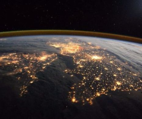 Cum arată PÂMÂNTUL noaptea. Imagini UIMITOARE din spațiu | FOTO