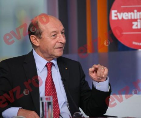 Traian Băsescu: "Este esenţial ca Preşedintele Nicolae Timofti să îşi menţină poziţia oricât s-ar agita oligarhul Plahotniuc"