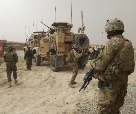 ALARMĂ de ATAC CU RACHETE la Baza Militară din Afganistan. Un proiectil a lovit baza în care se află și militarii români