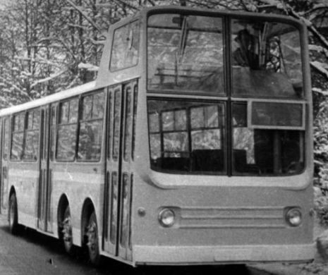 Cele mai stranii autobuze din vremurile sovietice. Iată cu ce se deplasau precursorii lui Vladimir Putin prin marile oraşe ruseşti | GALERIE FOTO
