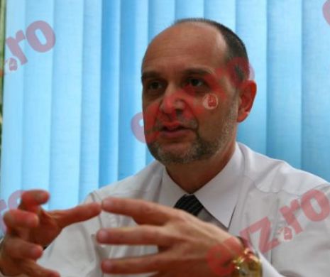 La cererea ministrului Adrian Curaj, Consiliul Național al Rectorilor „spală” fața profesorilor care au girat lucrările pușcăriașilor