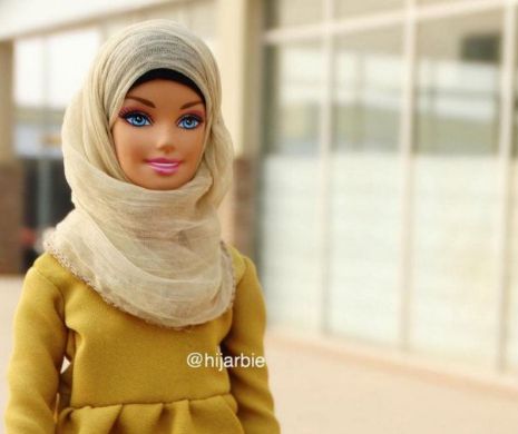 Noua VEDETĂ a internetului: Barbie MUSULMANĂ