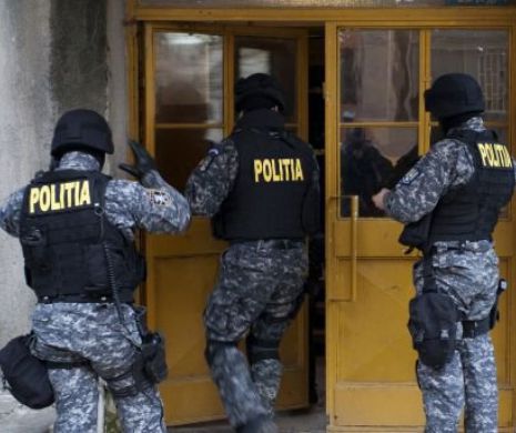 ACŢIUNE URIAŞĂ a Poliţiei Române. Peste 80 de PERCHEZIŢII în Bucureşti şi în ŞAPTE JUDEŢE. Evaziune fiscală de MARI proporţii