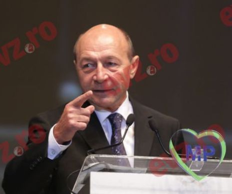 Băsescu, după ce Curtea de Apel a respins înregistrarea Mişcării Populare: "Vom candida la locale sub numele PMP şi cu simbol mărul"