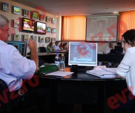 Cazul jurnalistului EVZ lișat de Antena 3, discutat la CNA. Cum au reacționat membrii Consiliului când au văzut mesajele cu înjurături