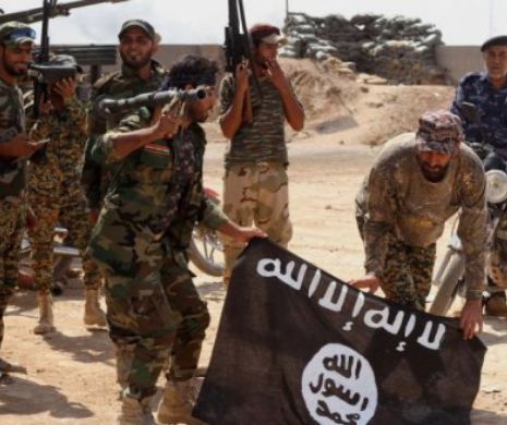 ISIS face RAVAGII. Gruparea teroristă, pe cale să CUCEREASCĂ o ţară