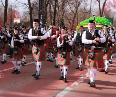 Parada St. Patrick’s Day: S-a cântat la peste 100 de cimpoaie pe străzile din Capitală