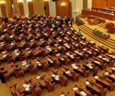 Parlament: Şedinţa de plen s-a întrerupt pentru 15 minute; nu există cvorum pentru votul final