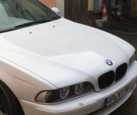 Sub capotă, acest BMW M5 ARE CEVA de care FUG TOŢI. Proprietarul NU REUŞEŞTE să vândă maşina INDIFERENT CE FACE l Foto galerie
