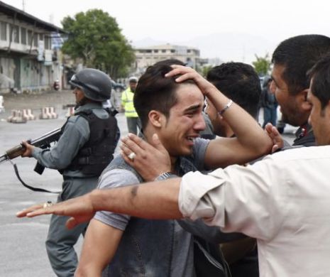Atac cu sute de victime în Kabul