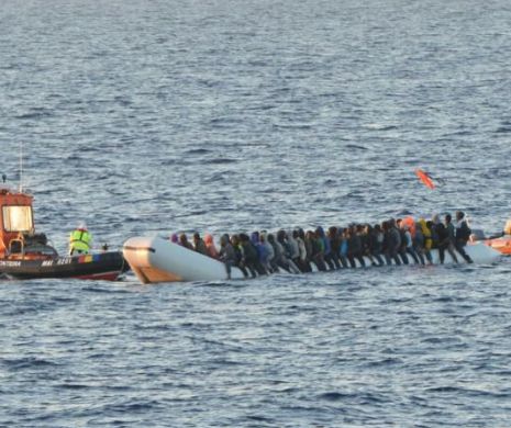 Au salvat 1 .000 de refugiați. Polițiștii de frontieră nu-i pot uita pe bebelușii scoși din mare