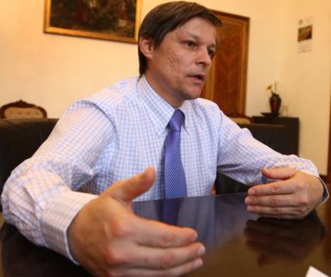 Dacian Cioloș vrea să-și ASUME RĂSPUNDEREA pe un pechet de legi