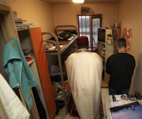 Jihad în PUȘCĂRII: Imamii care asigură asistență religioasă în închisorile britanice incită la OMORÂREA ne-musulmanilor