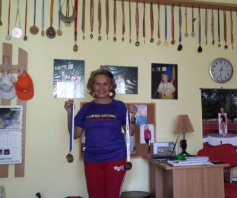 Lucia Radu, cea de-a doua soție a regretatului om de televiziune Tudor Vornicu, câștigă maratoane pe bandă rulantă. „La 84 de ani alerg mai mult decât tinerii din ziua de azi!”