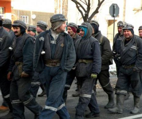 Minerii au ajuns în București și se întâlnesc cu premierul Cioloș