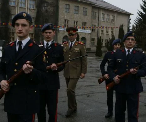 REPARAȚIE ISTORICĂ. Liceul Militar Tudor Vladimirescu, din Craiova, va fi reînfințat după 17 ani