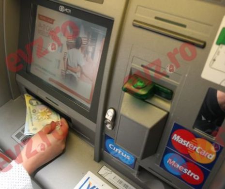 Toate bancomatele din România sunt expuse la pericole mari. Cum reuşesc hackerii să le "spargă"