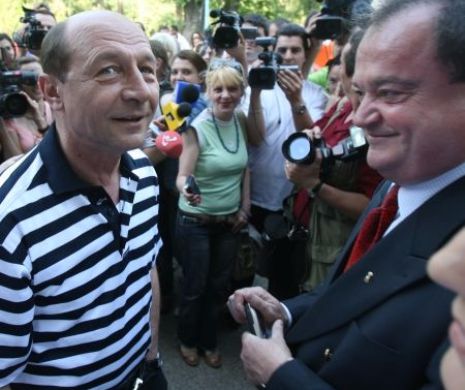 Vasile Blaga îl cheamă pe Traian Băsescu la Primăria Capitalei. "Îl aşteptăm în ring"