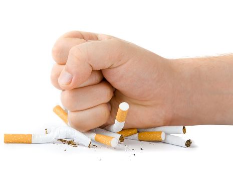 BREAKING NEWS: Se schimbă legea antifumat: Se va putea fuma în spaţiile...