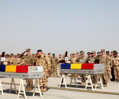 Cei doi militari morți în misiune, sâmbătă, în AFGANISTAN, repatriate azi