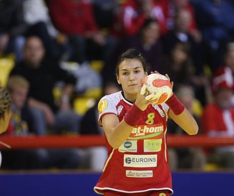 Cristina Neagu se luptă pentru titlul de cea mai bună handbalsită a lumii în 2015. Cum puteți VOTA