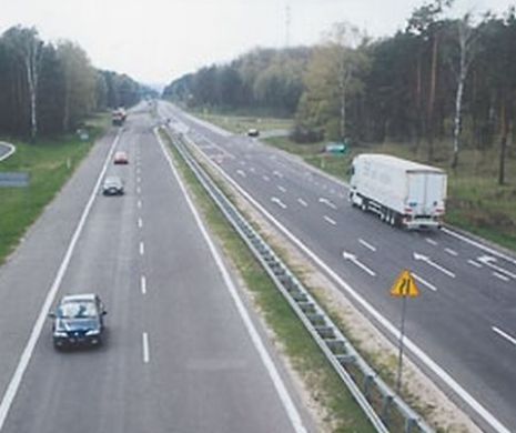 Fără autostrăzi, România ratează investiţii pe bandă rulantă