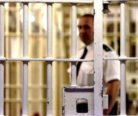 Un nou proiect de lege prevede ca DEŢINUŢII să stea în penitenciare DOAR îN WEEK-ENDURI