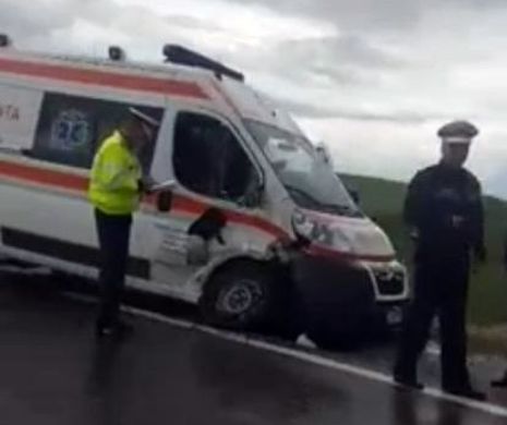 Accident produs de o ambulanță pe DN 1, Cluj - Turda. În același loc, în ultimele zece zile au murit trei persoane