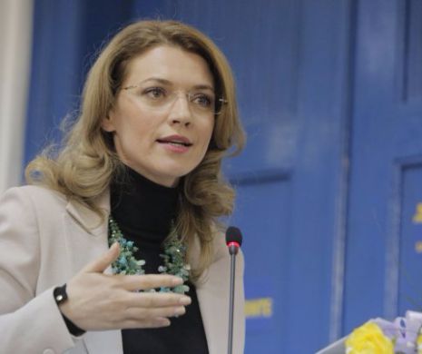 Alina Gorghiu: „PNL nu susţine niciun ministru al Guvernului Cioloş, însă moţiunea de cenzură e exclusă!”