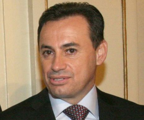 Arad: Primarul Falcă nu și-a mai găsit cartea de identitate înainte să meargă la vot