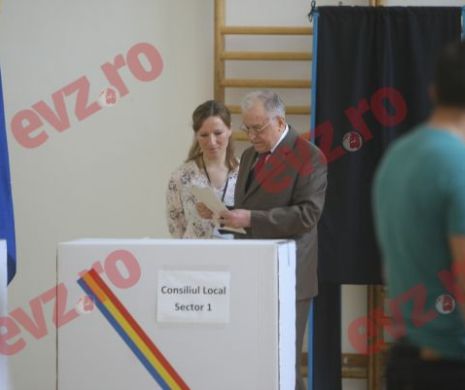 Cum s-a transformat Ion Iliescu din locomotivă electorală în „oaia neagră” a PSD