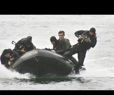 Exerciţiu multinaţional cu scafandri militari în Marea Neagră