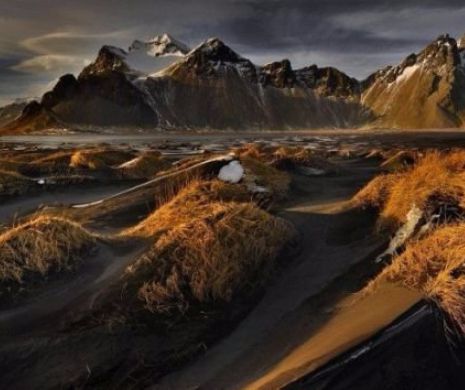 Plaja ENIGMATICĂ din Islanda. Locul de o frumuseţe IREALĂ pare desprins dintr-o altă LUME | GALERIE FOTO