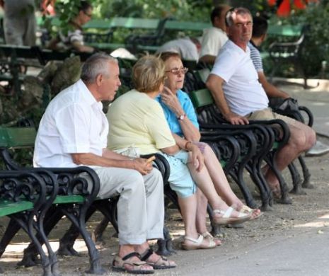 România îmbătrâneşte şi nu mai poate plăti pensiile. Eşti de acord să aducem imigranţi?