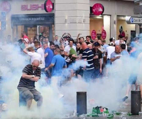 RUȘII au înnebunit din cauza HULIGANILOR arestați la EURO2016. Ambasadorul Franței în Rusia, convocat după reținerea BĂTĂUȘILOR