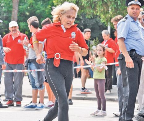 Soția lui Tudor Vornicu aleargă pentru vârstnicii bucureșteni