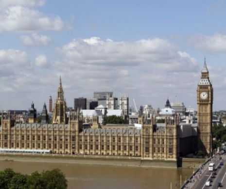 Alertă TERORISTĂ la Parlamentul Marii Britanii
