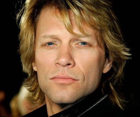 Anunţ pentru Gabriela Firea: "Marii artişti preferă Piaţa Constituţiei pentru concerte, Jon Bon Jovi a postat pe Facebook..."