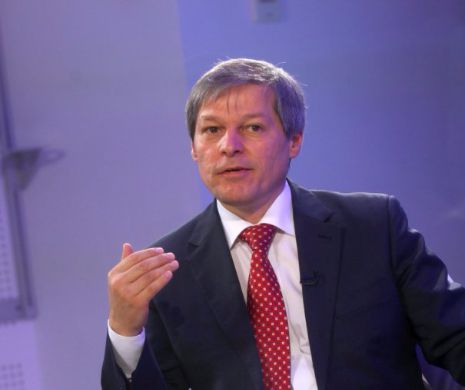 Dacian Cioloş, declaraţii de presă, la ora 18.00. Premierul poate anunţa schimbarea unor miniştri